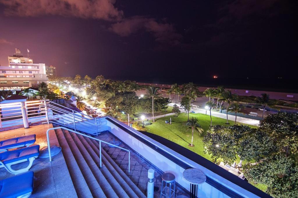 Ocean Drive Studio Beach Front Miami Beach Extérieur photo